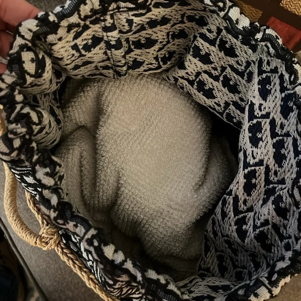 Authentic CHRISTIAN DIOR Wicker
Oblique Basket Bag in Blue - Picture 10 of 14